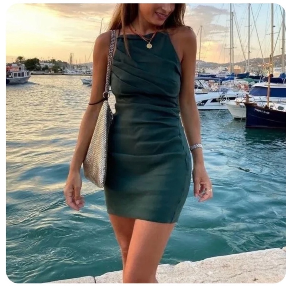 Zara green Stretchy criss-cross back mini dress BLOGGERS FAVORITE!!!